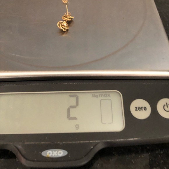 Love Knot Studs with genuine diamonds 💎 and 14k gold vintage. - Picture 8 of 12